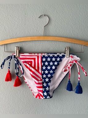 🌱5/$25🌱 Victoria’s Secret | American Flag The Teeny Bikini Bottoms